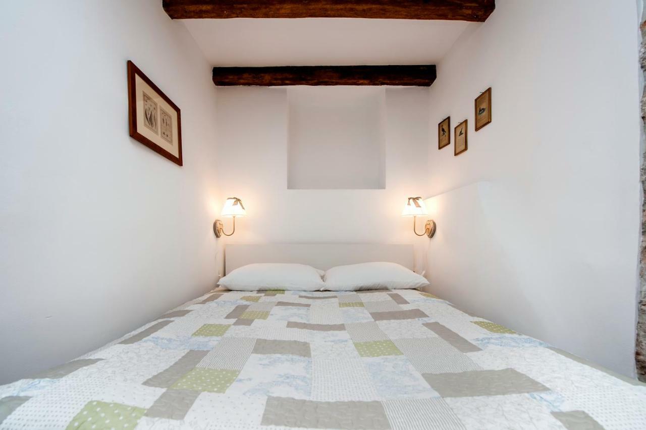 Apartment And Studio Ca' 3 Vie Rovinj Bagian luar foto